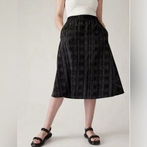Athleta Arrival Skirt Amara Womens Size 8 Black Athleisure Travelcore Airy